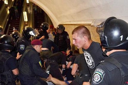 Συγκρούσεις οπαδών και επεισόδια στο Κίεβο