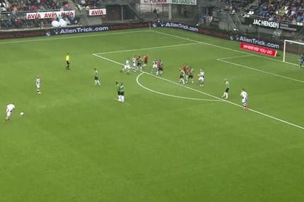 Τρομερό γκολ-φάουλ στην Ολλανδία