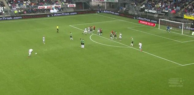 Τρομερό γκολ-φάουλ στην Ολλανδία