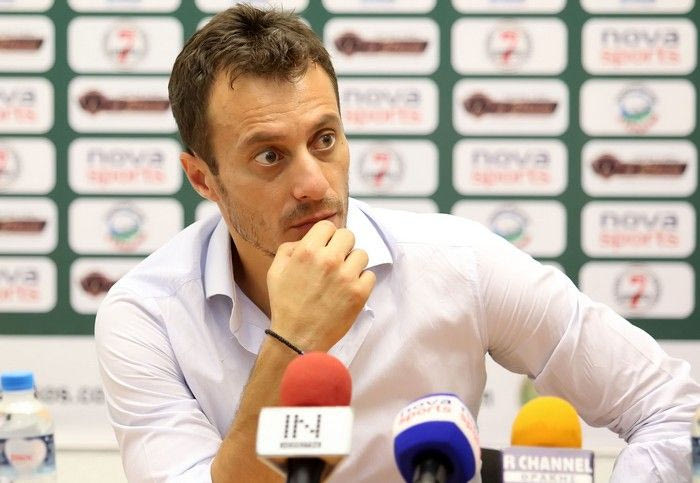 Γεωργιάδης: “Να ξεφύγουμε από τη νοοτροπία της μικρομεσαίας ομάδας”