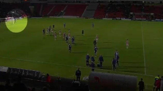 Ζήτησε πίσω τη φανέλα που χάρισε λόγω… παράτασης!