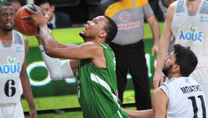 Ο Χάρις μένει στην Ελλάδα για τον Κόροιβο