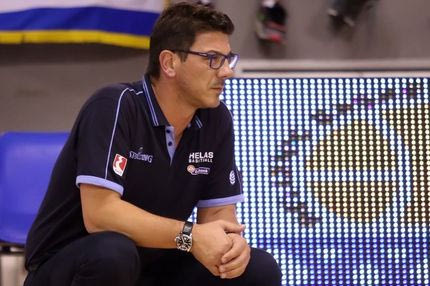 Κατσικάρης: “Κάθε ημέρα καλύτεροι”. Μπουρούσης: “Να καταλάβουμε πού βρισκόμαστε”