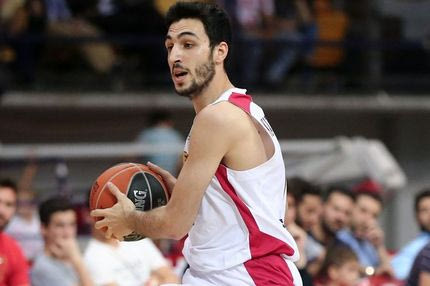 Υπέγραψε στην ΑΕΚ ο Κατσίβελης