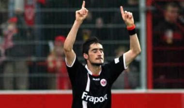 Λυμπερόπουλος: “Δε μου λείπει τίποτα από την Ελλάδα”