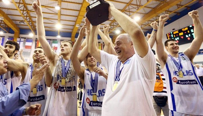 Δήμος Βόλου: “Ξίδι σε μίζερους και κακομοίρηδες”
