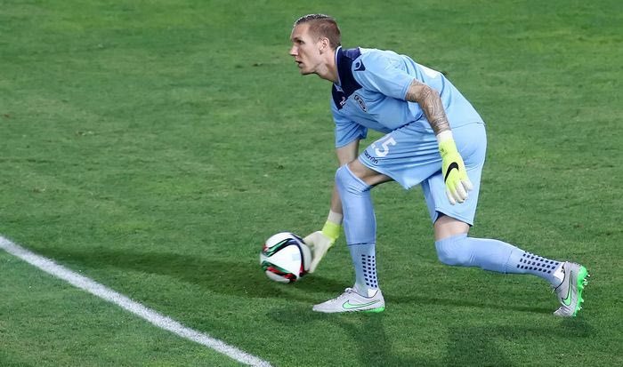 Η τραγική έξοδος του Όλσεν στο γκολ του Μανιά