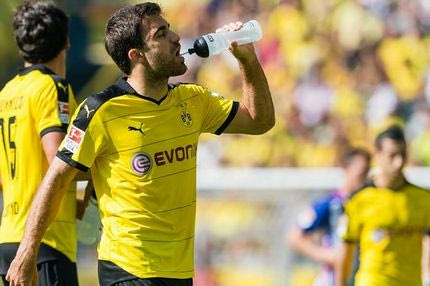 To ελληνικό tweet της Ντόρτμουντ για Παπασταθόπουλο