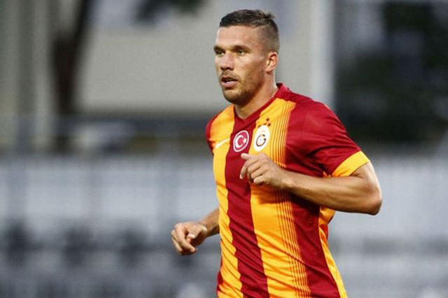 Ο Ποντόλσκι θυμήθηκε τον Μπόρατ λόγω Καζακστάν