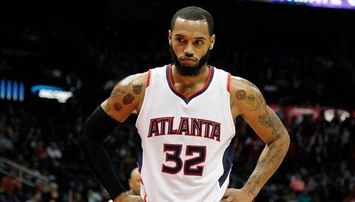 Η καριέρα του Μάικ Σκοτ γκρεμίζεται: Κινδυνεύει με κάθειρξη 25 ετών