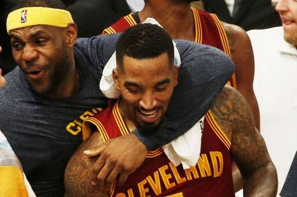 Δίπλα στον Λεμπρόν και ο Τζέι Αρ Σμιθ