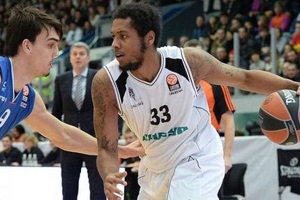 Κράτησε και τον Τόμπκινς η Ρεάλ