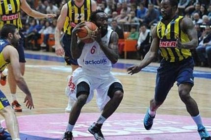 Ανακοίνωσε Ουόρεν η ΑΕΚ