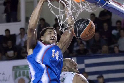 Μένει στην Ελλάδα ο Γουντς, τον πήρε ξανά ο Παπαχατζής