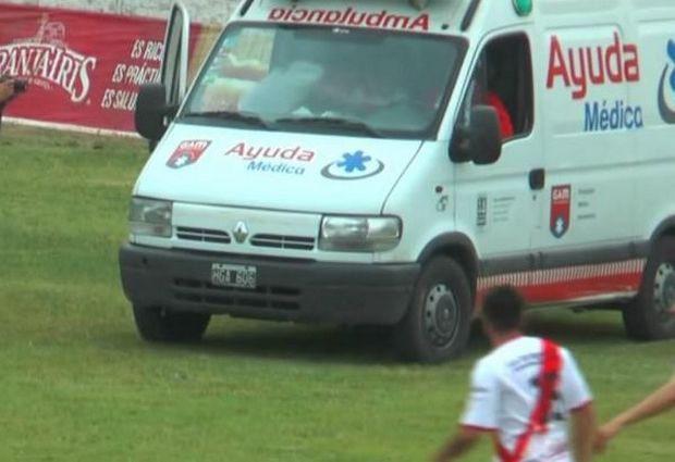 Πανηγυρισμός σε ασθενοφόρο!