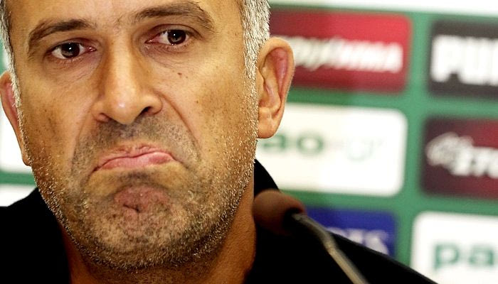 Μένει, προς το παρόν, ο Αναστασίου. Δεν αποφασίζουν εν θερμώ