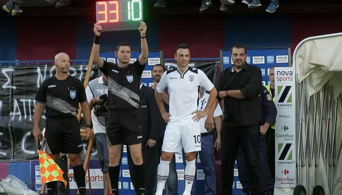 Αποθέωση στην είσοδο του Μπερμπάτοφ