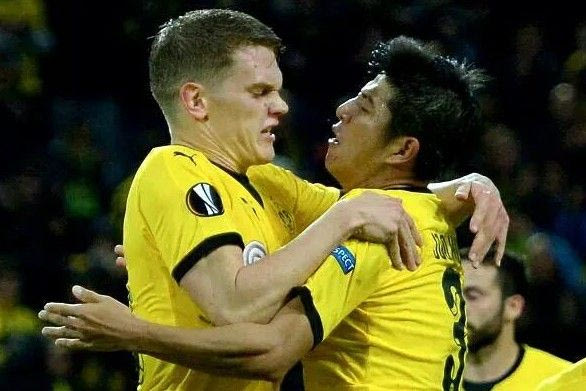 Ο Παρκ λύτρωσε την Ντόρτμουντ, παρέλαση της Σάλκε στην Κύπρο