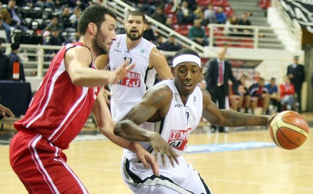 Κατευθείαν στην Σμύρνη ο Ντόζιερ