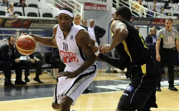 “Χάλασε” του Ντόζιερ στον ΠΑΟΚ