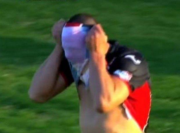 Έχασε το άχαστο μπροστά σε κενή εστία