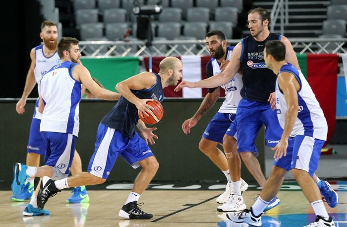 Τα… παρεάκια του Ευρωμπάσκετ