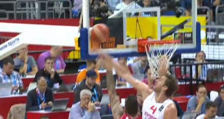 VIDEO: Το αυτοκρατορικό κόψιμο του Γκασόλ στον Ραντούλιτσα