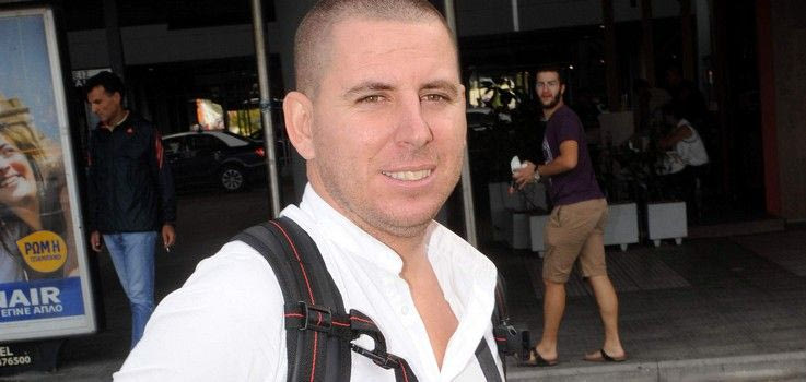 Η “γυμνή” απάντηση του Κόκε στους επικριτές του