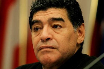 “Καρφιά” Μαραντόνα για Σάρι, Μπλάτερ, Πλατινί