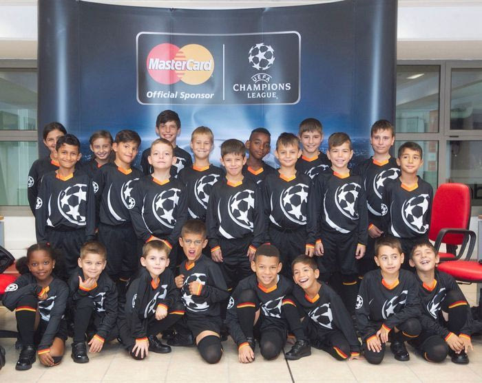 Η MasterCard προσφέρει μία ανεκτίμητη εμπειρία στους μικρούς φιλάθλους