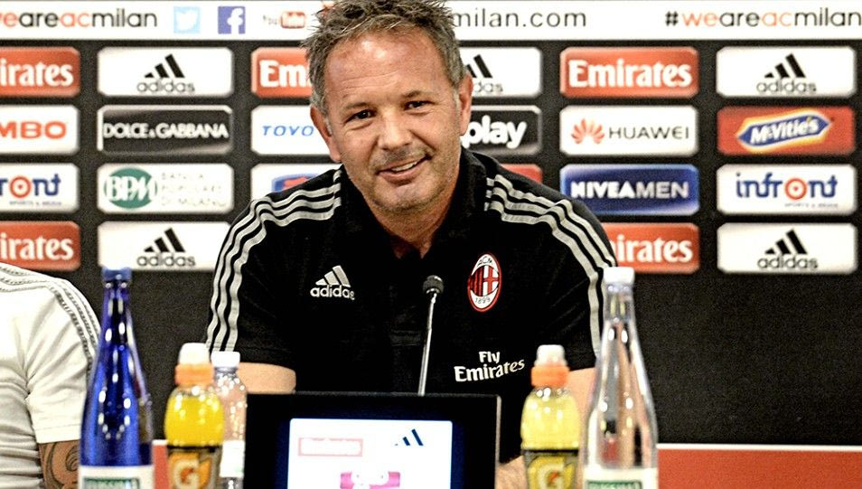 Μιχάιλοβιτς: “Θα στήσω τον Μπάκα στον τοίχο”