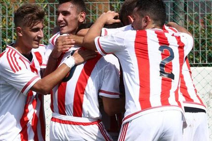 Νέοι για φίλημα: 8Χ8 και 31 γκολ επίθεση!