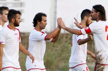 “Θα συνεχίσουμε και όσο αντέξουμε”