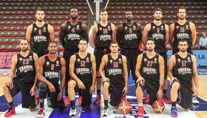 Ήττα του Ολυμπιακού στη Σαρδηνία, τραυματισμός Αγραβάνη