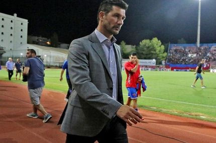 Στα… πιτς η Νέα Σμύρνη