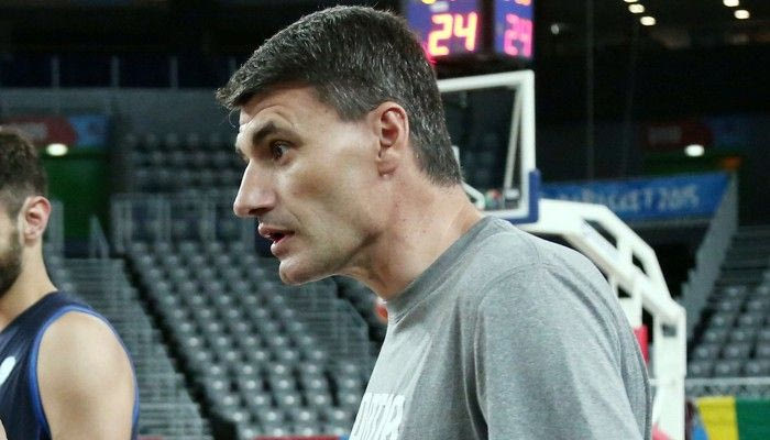 Προπονητής έξι μηνών ο Περάσοβιτς