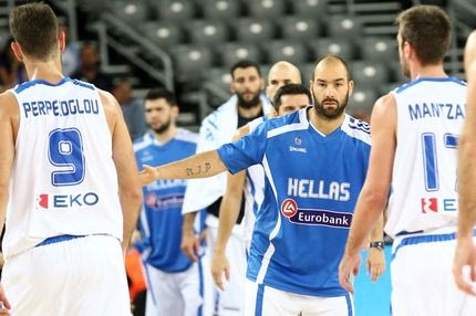 Αργά το βράδυ η προπόνηση, μεσημέρι ο αγώνας