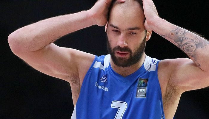 Ωρα για αποστρατεία!