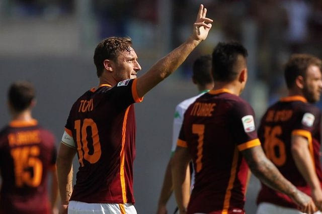 Τριακοσάρισε ο Τότι