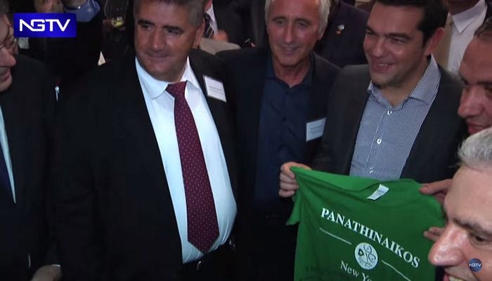 Με φανέλα του Παναθηναϊκού ο Τσίπρας