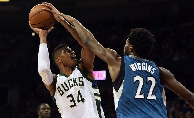 Φιλική νίκη οι Μπακς, καρφωματάρα ο Giannis