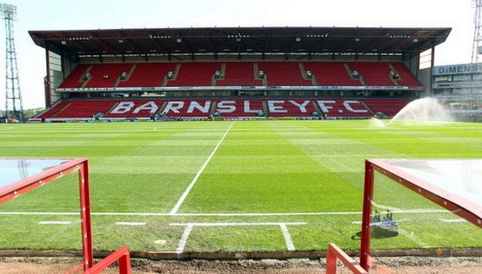 Φίλαθλος κλειδώθηκε στο γήπεδο επειδή αποκοιμήθηκε στην τουαλέτα