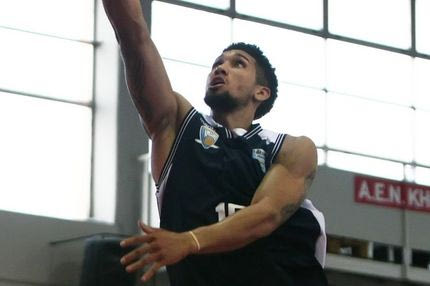 Έφυγε ο Μπούκερ από τον Αρκαδικό