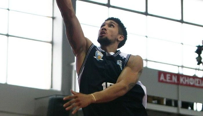 Έφυγε ο Μπούκερ από τον Αρκαδικό