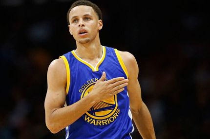 Σκληρή απάντηση από Κάρι στους επικριτές