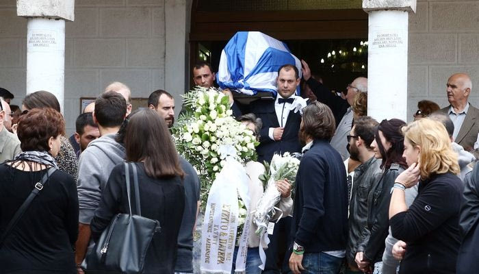 Το τελευταίο “αντίο” στον Μάκη Δενδρινό