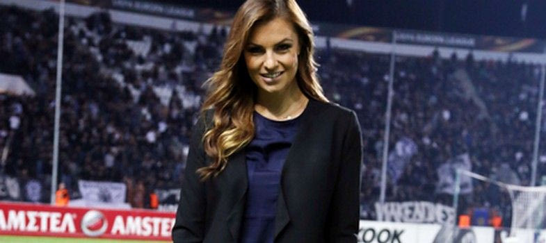 H σέξι δημοσιογράφος που “άναψε” φωτιές στην Τούμπα