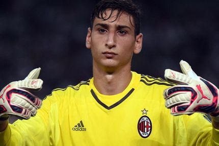 Ο 16χρονος Ντοναρούμα γράφει ιστορία στη Μίλαν