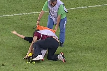 Ο Άδωνις Γεωργιάδης σχολιάζει το VIDEO με τους τραυματιοφορείς