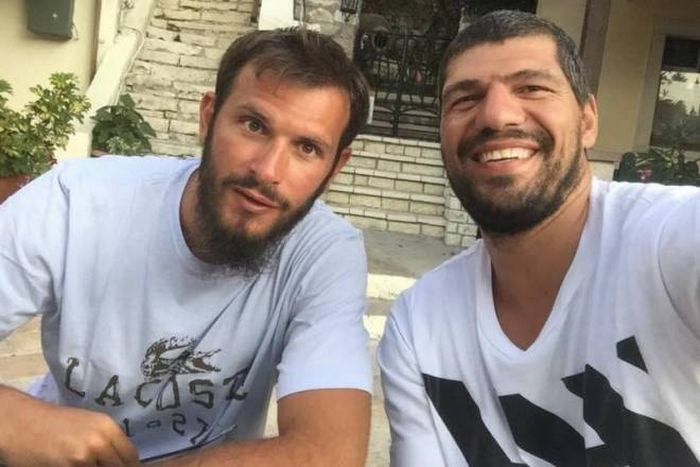 Ο Λάζαρος Παπαδόπουλος τρολάρει τον Φώτση μέσω… του σκύλου του